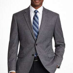 Men's Classic Gray Two-Button Suit Jacket